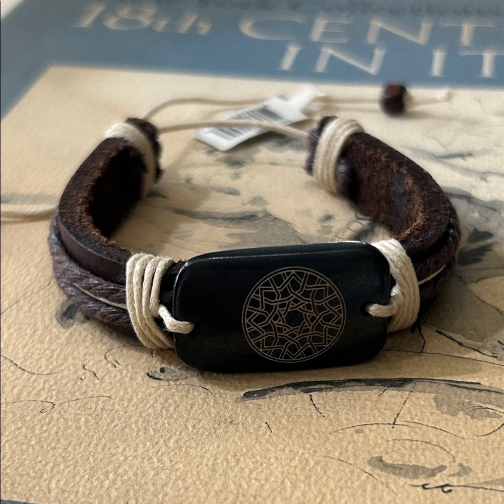Vintage Brown Leather Celtic knot Adjustable Unisex Bracelet